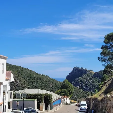 公寓 Village Penthouse Apartment, 2 Bedrooms, Stunning Views, Swimming Pool !! *